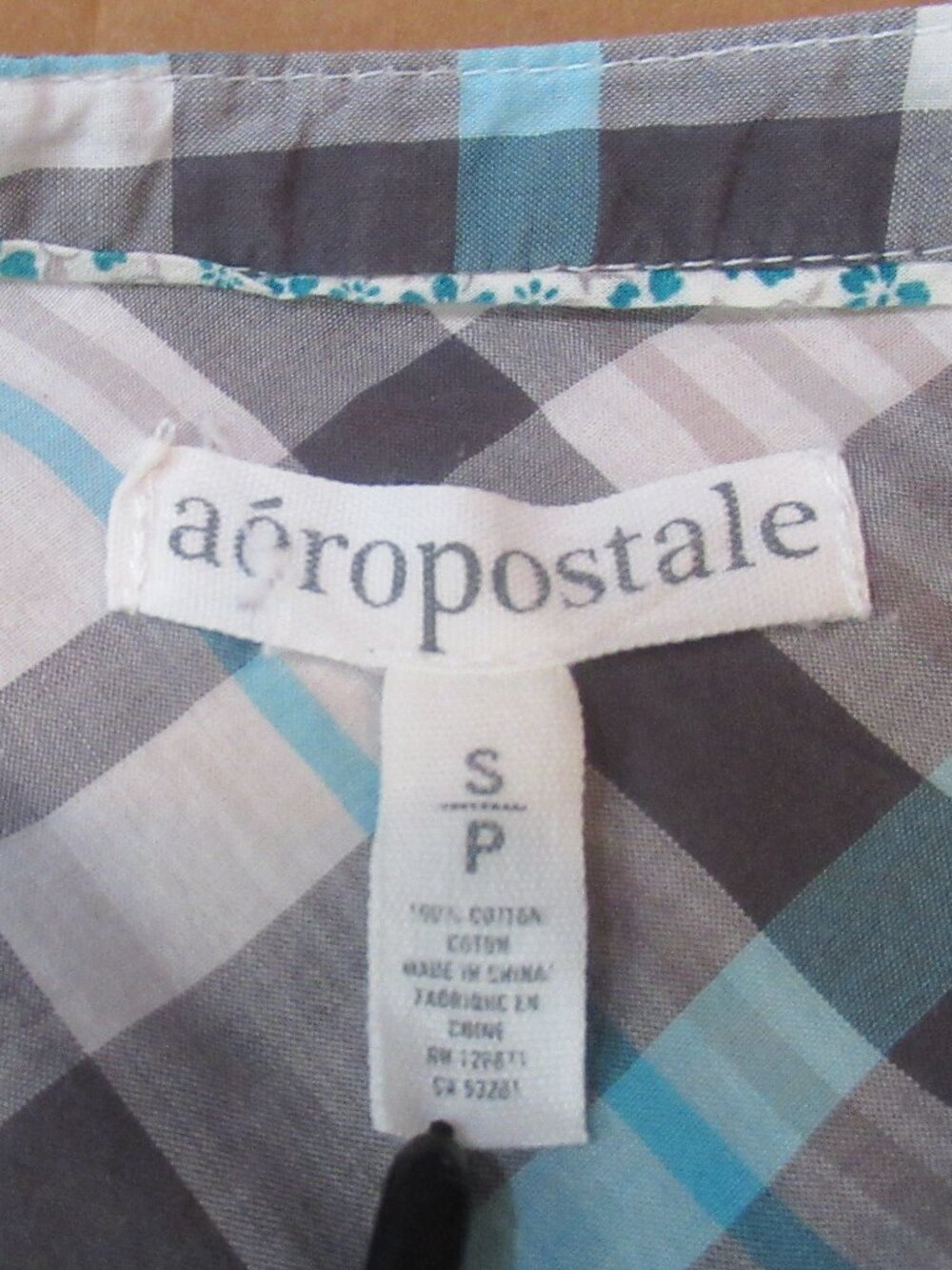 Aeropostale 100% Cotton Plaid Cinch Waist Button-Down Top | Size Small - Picture 10 of 12